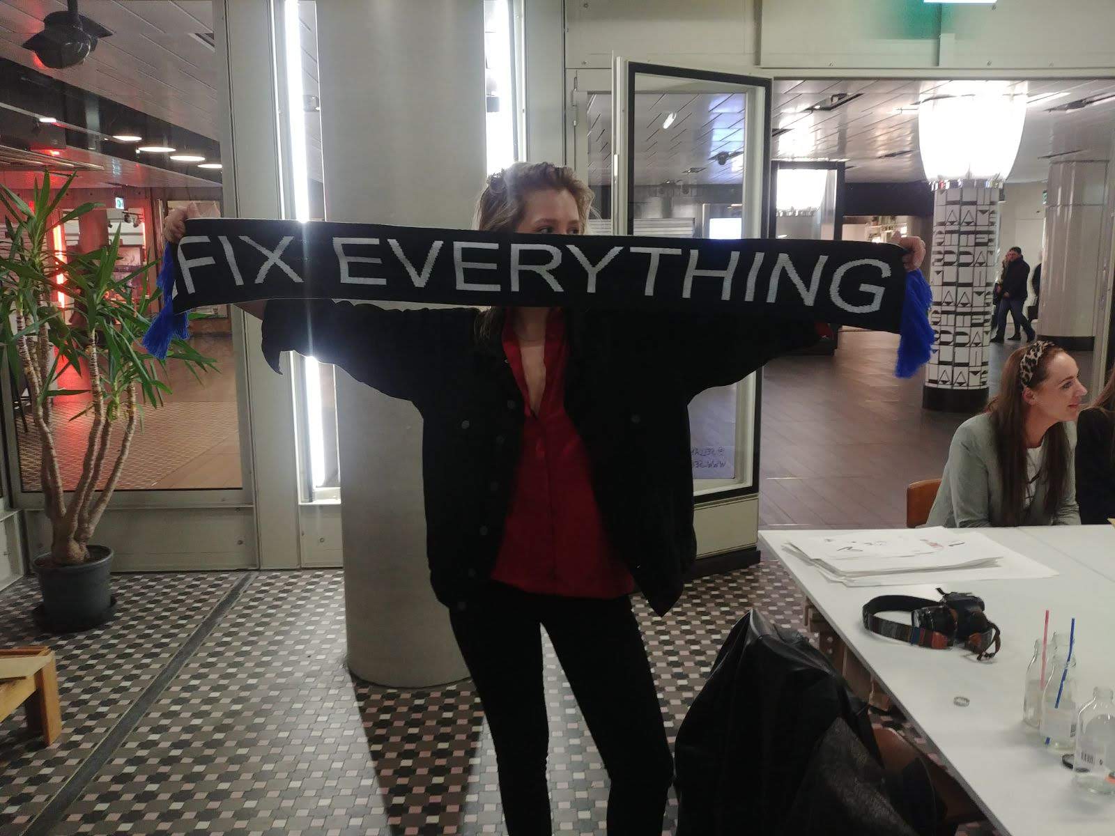 Fix Everything scarf